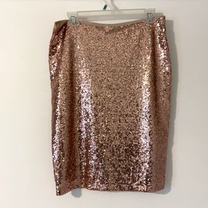 Rose Gold sequined Pencil skirt.